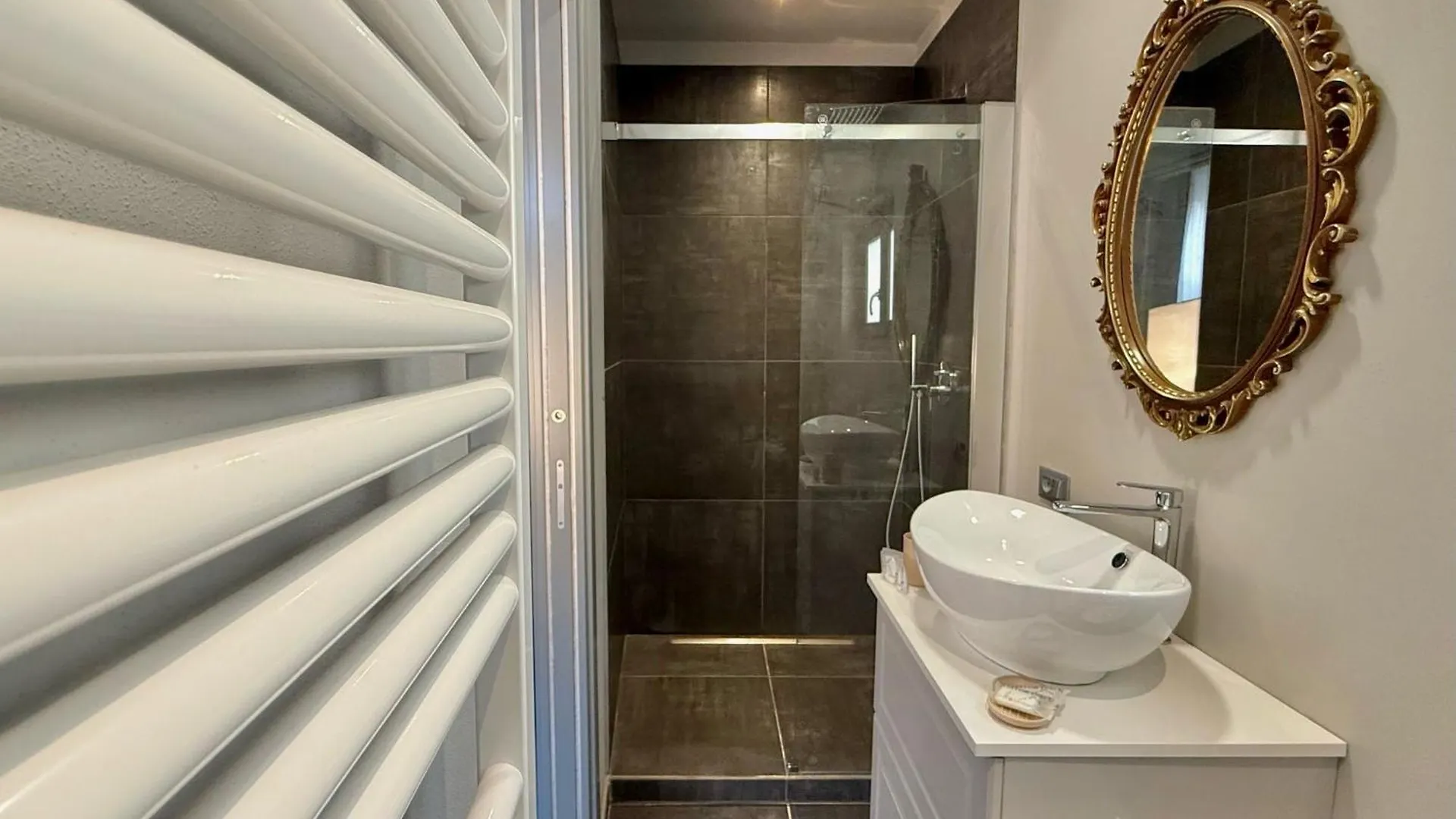 Casbah, Suites Nel Cuore Di Menaggio